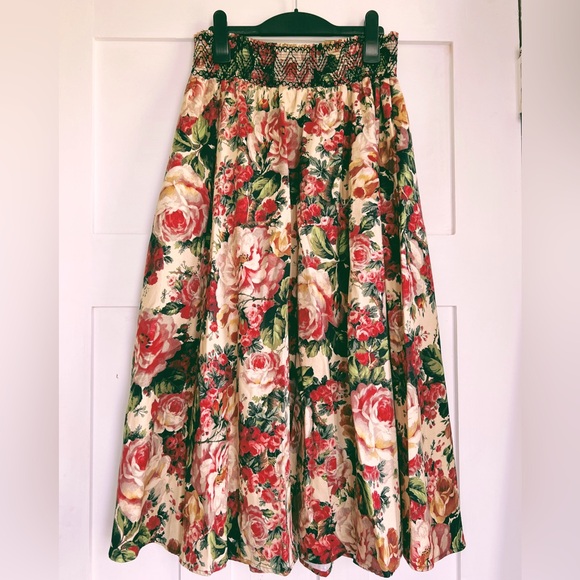 SOLD - ZARA Smocked Waist Floral MIDI Skirt - Picture 3 of 5